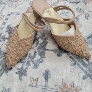 Chic Floral Tan Heels for Women